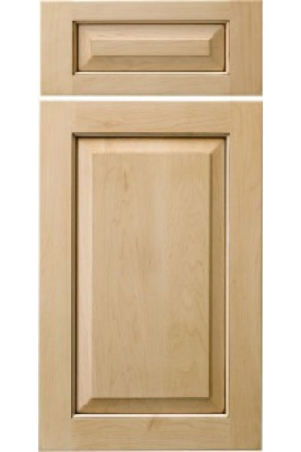 EGL Traditional Door Classic in Natural Maple with Glaze